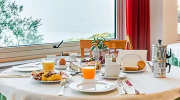 LA SOLARA BEST WESTERN HOTEL
