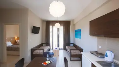 La Stella Apartments & Suites