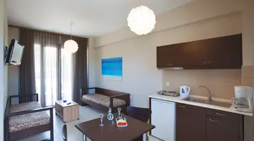 La Stella Apartments & Suites