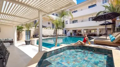 LA STELLA SUITES