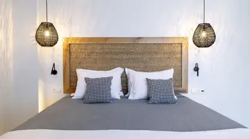 La Stella Suites