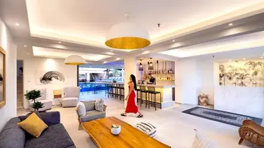 LA STELLA SUITES