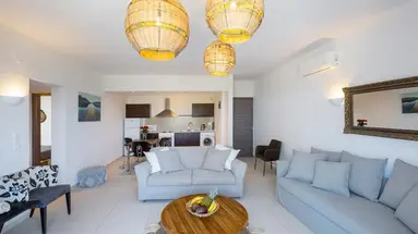 La Stella Suites