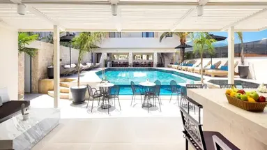LA STELLA SUITES
