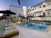 La Stella Suites