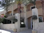 La Stella Suites