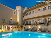 La Stella Suites