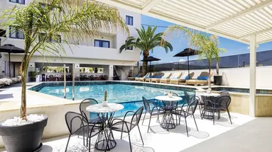 La Stella Suites