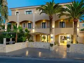 LA STELLA SUITES