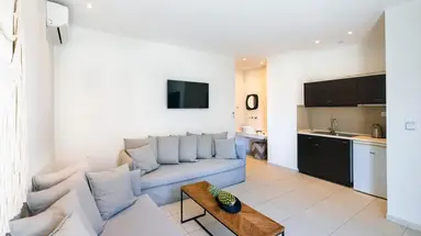 La Stella Suites