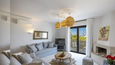 La Stella Suites
