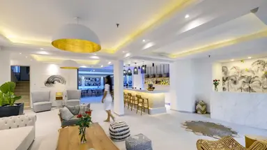 La Stella Suites