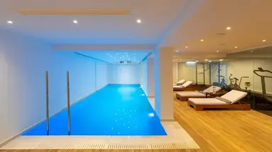 La Stella Suites