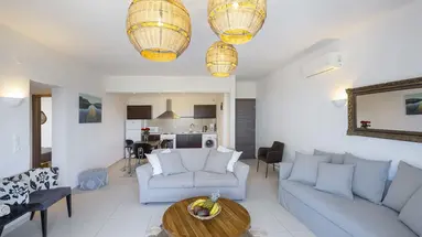 La Stella Suites