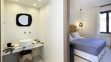 La Stella Suites
