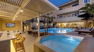 La Stella Suites