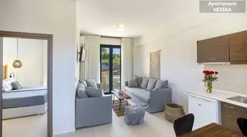 La Stella Suites
