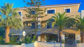 La Stella Suites