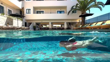 LA STELLA SUITES