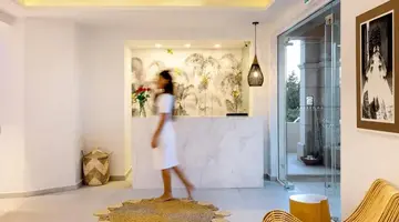 LA STELLA SUITES