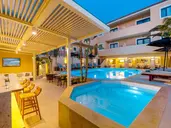 La Stella Suites