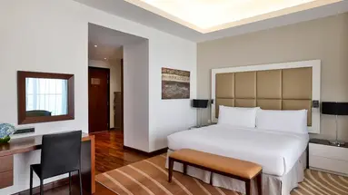 La Suite Dubai Hotel & Apartments