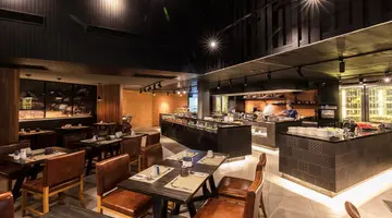 LA VELA KHAO LAK