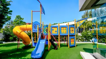La Vela Khao Lak