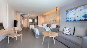 La Vela Khao Lak