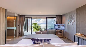 LA VELA KHAO LAK