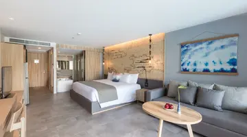 LA VELA KHAO LAK