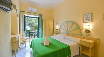La Villa Resort & Spa