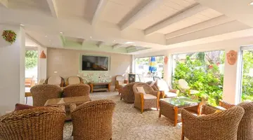 La Villa Resort & Spa