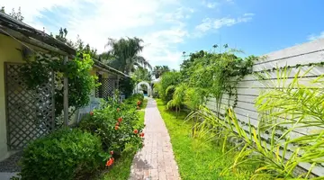 La Villa Resort & Spa