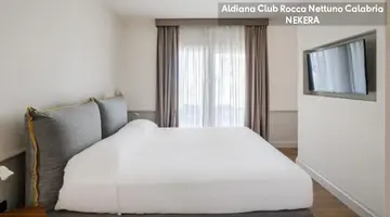 Labranda Rocca Nettuno Tropea