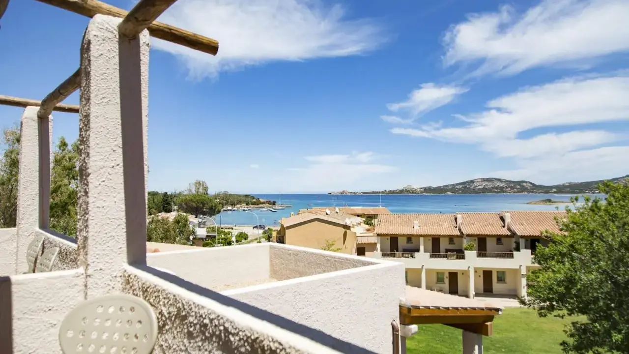 LACONIA VILLAGE BLU HOTEL