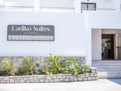 Ladiko Suites
