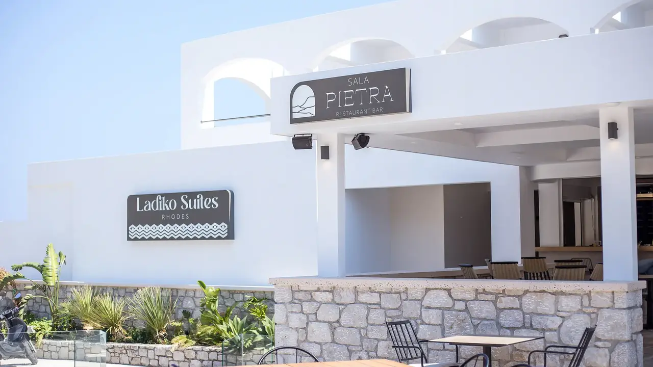Ladiko Suites
