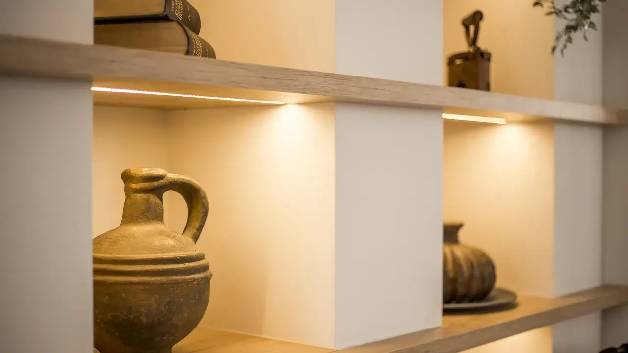 Ladiko Suites