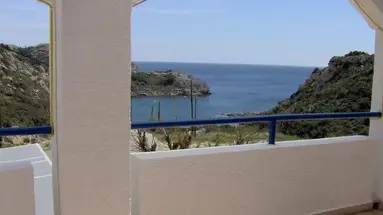 Ladiko Suites