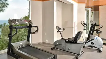 Ladonia Hotels Adakule
