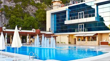 LADONIA HOTELS ADAKULE