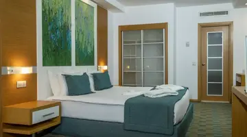 LADONIA HOTELS ADAKULE