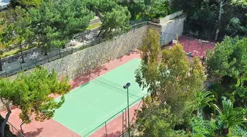 Ladonia Hotels Adakule