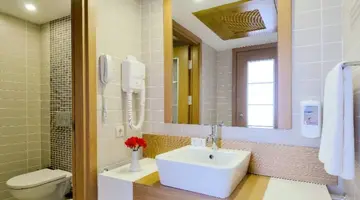 LADONIA HOTELS ADAKULE