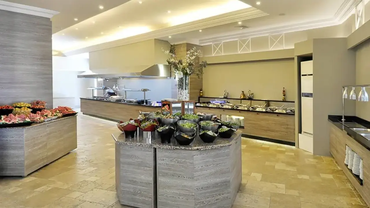 LADONIA HOTELS ADAKULE