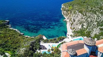 Ladonia Hotels Adakule