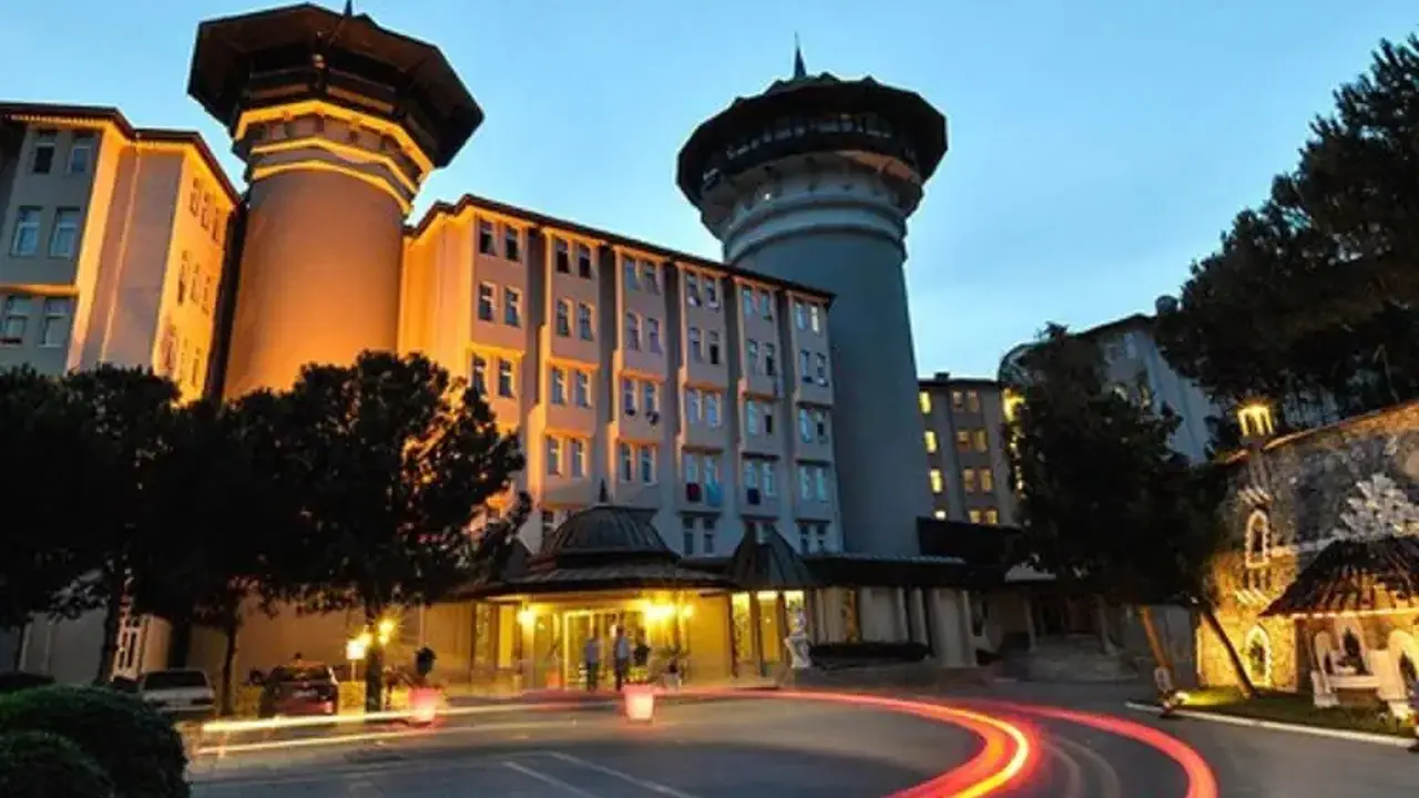 Ladonia Hotels Adakule