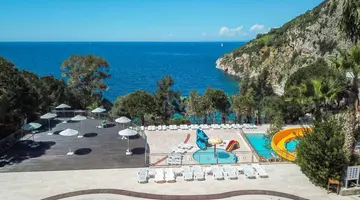LADONIA HOTELS ADAKULE