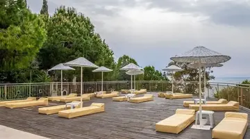 Ladonia Hotels Adakule